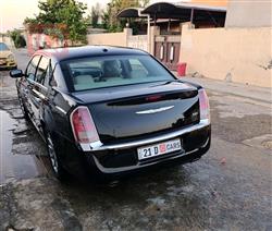 کرایسلەر 300